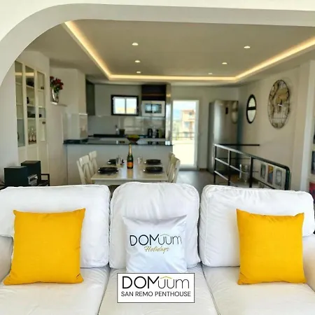 Domuum Holidays - San Remo Penthouse * Salou