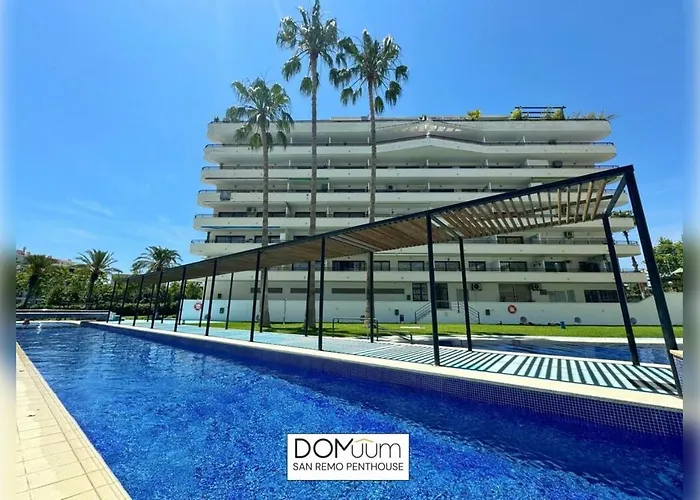 Domuum Holidays - San Remo Penthouse